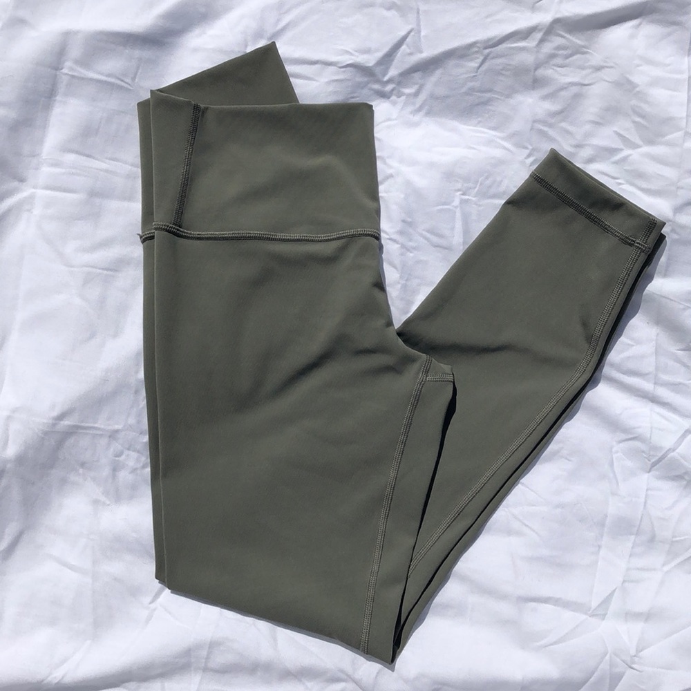 Wunder Under 25”